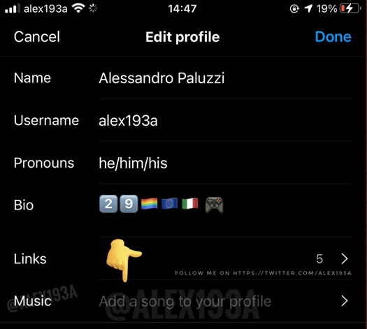 Alessandro Paluzzi adding instagram